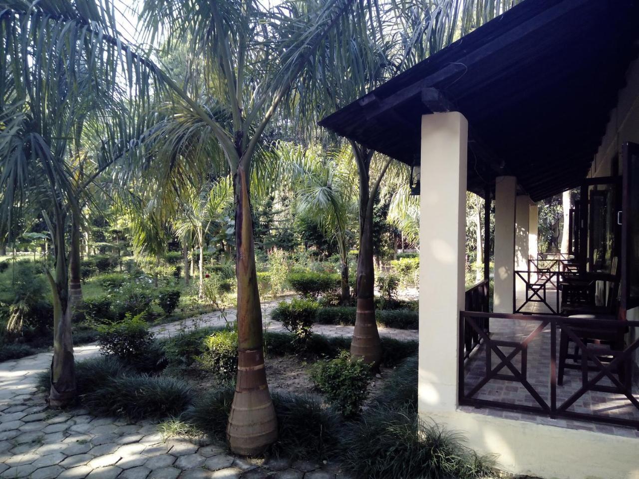 Rhino Lodge Bardia Pvt Ltd Bardiya Extérieur photo